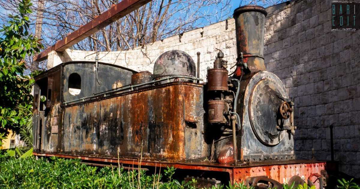 Nella stazione Fse di Bari c'� la "Noci", locomotiva del 1901: �Ma rischia di essere rimossa�